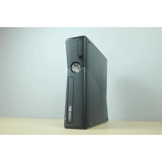 MİCROSOFT XBOX 360-KİNECT KAMERA 250 GB 30 OYUN